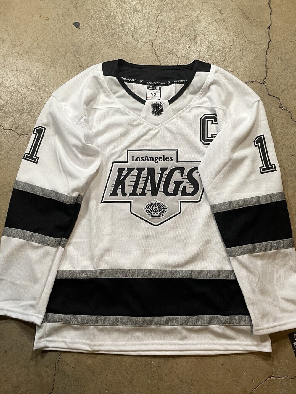 Los Angeles Kings #11 Anze Kopitar White and Silver Hockey Jersey Men's XL
